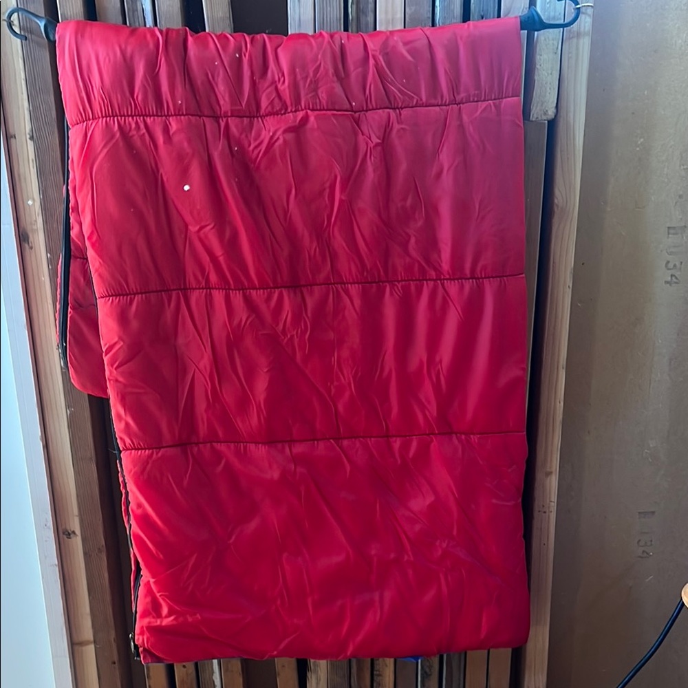 Red Quilted Polyester Comforter